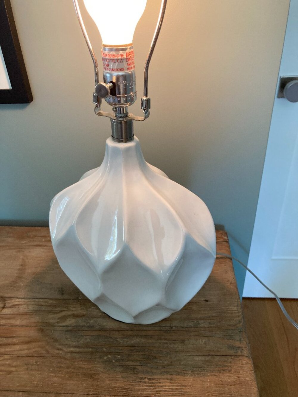 Table Lamp - NEW! - Picture 3 of 7